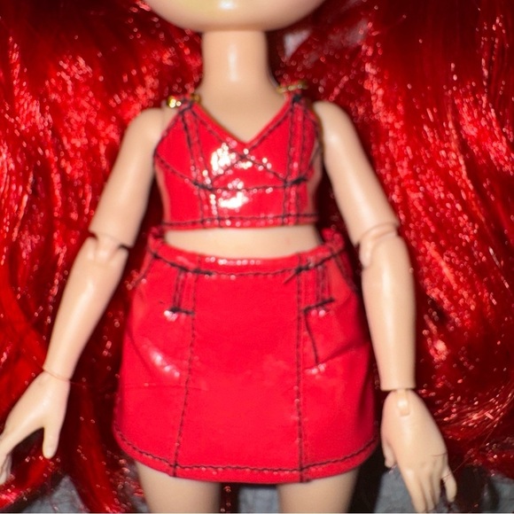 2019 MGA Rainbow High Red Hair Ruby Anderson Doll 11in Fully Articulated Girls - Picture 3 of 8